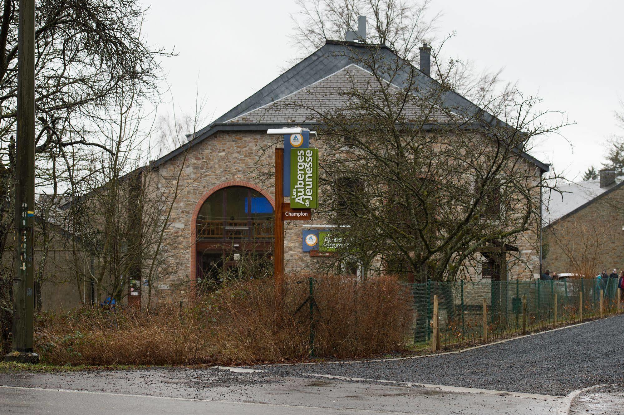 Auberge De Jeunesse De La Roche - Champlon Tenneville Екстериор снимка